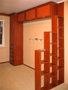 Корпусный шкаф с полками и ящиками (вишня) в гостиную